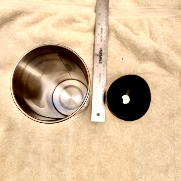 UMBRA Wipe Dispenser NEW - Picture 4 of 5